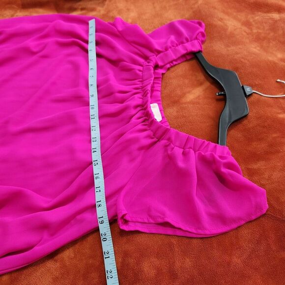 Style Rack Mini Dress Medium Fucsia Color On or Off Shoulder - Picture 3 of 11